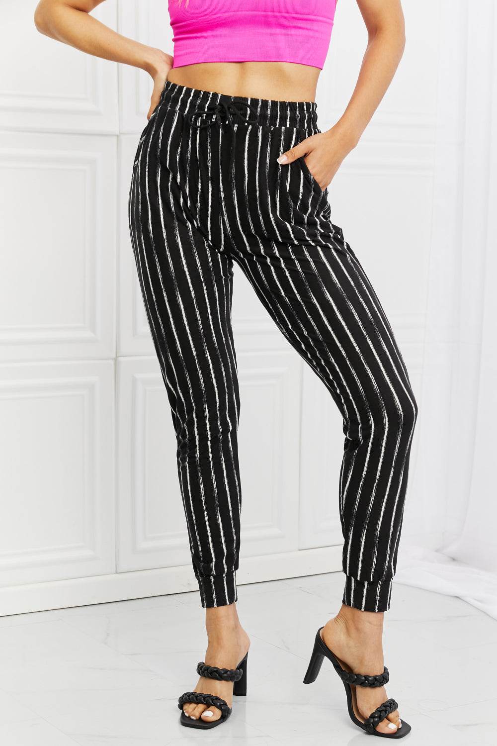 Leggings Depot Stay In Full Size Joggers - Delanoir