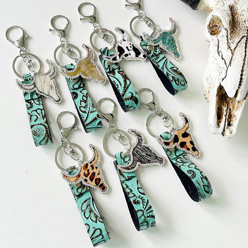 Rhinestone Bull Keychain - Delanoir