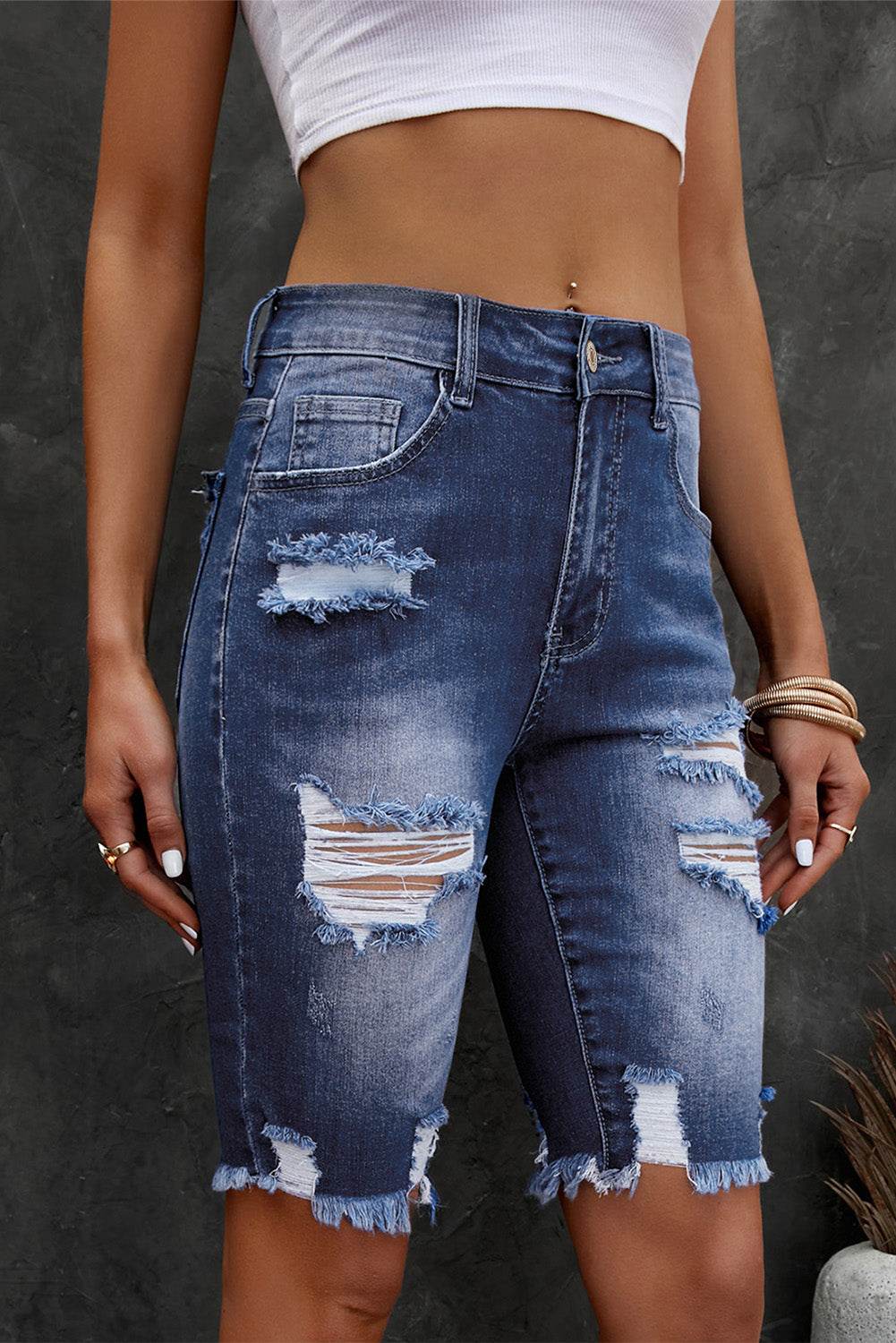 Distressed Frayed Hem Denim Bermuda Shorts - Delanoir