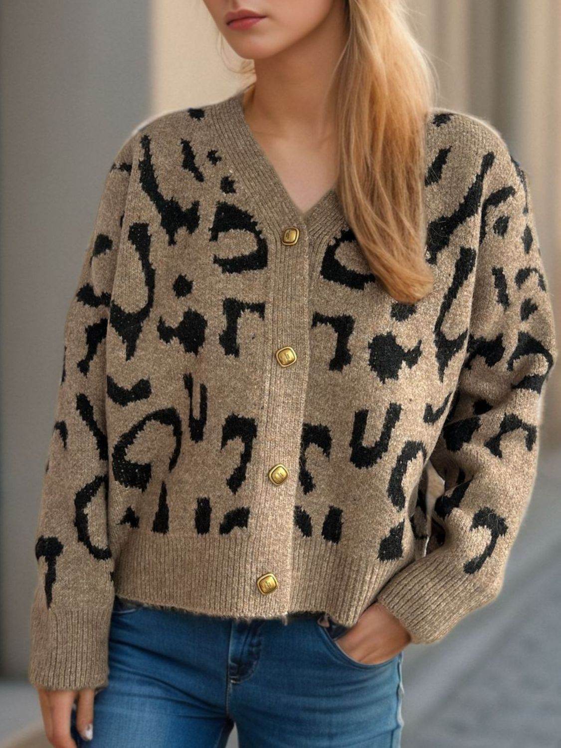 Leopard V-Neck Button Up Cardigan - Delanoir