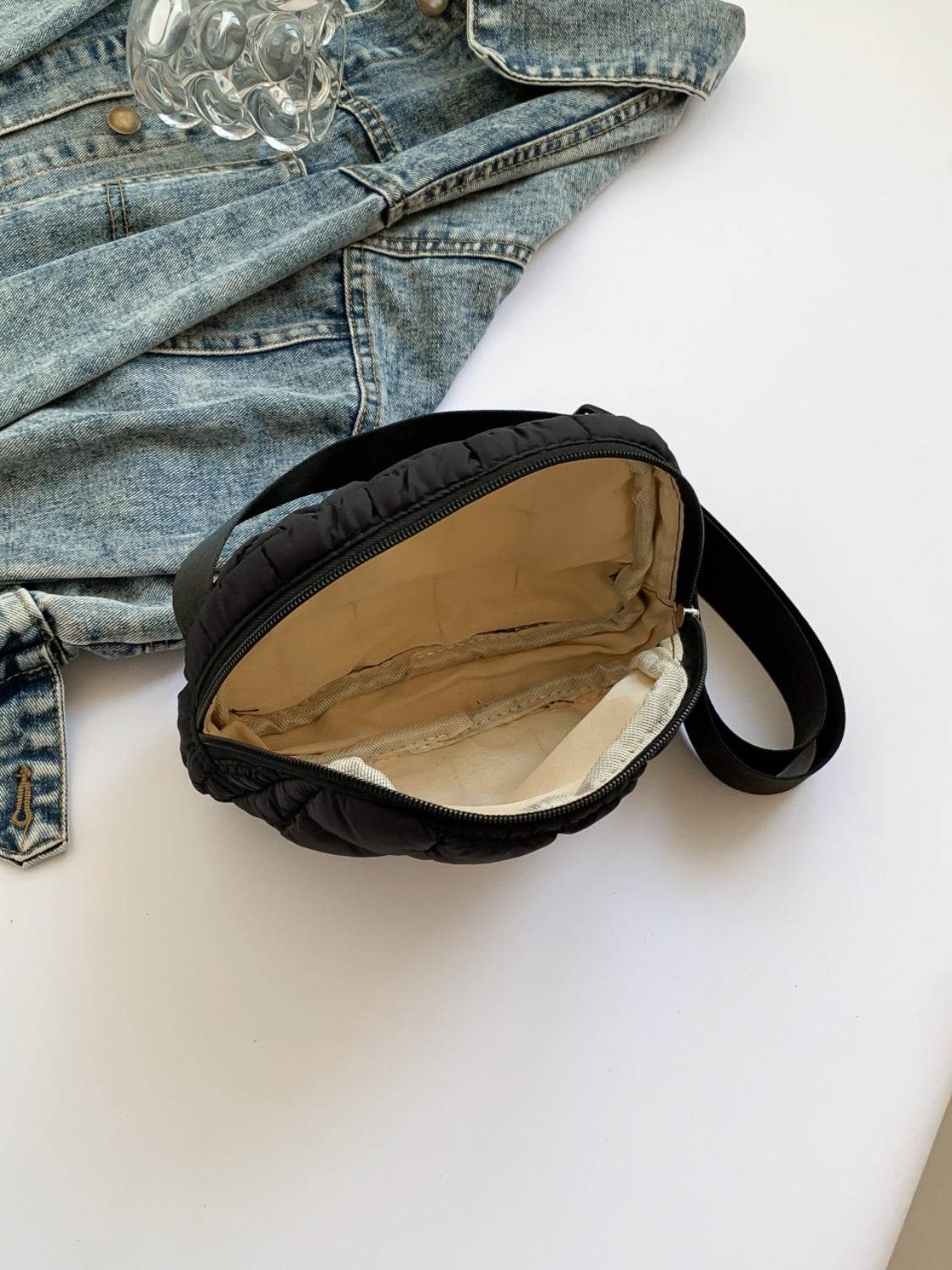 Bubble Texture Adjustable Strap Crossbody Bag - Delanoir