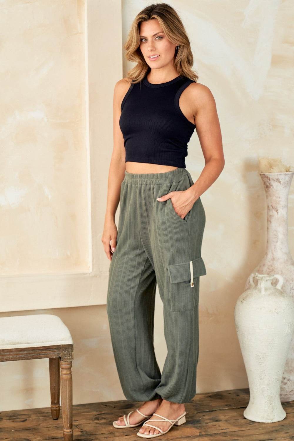 Hailey & Co Textured Rib Cargo Pants - Delanoir
