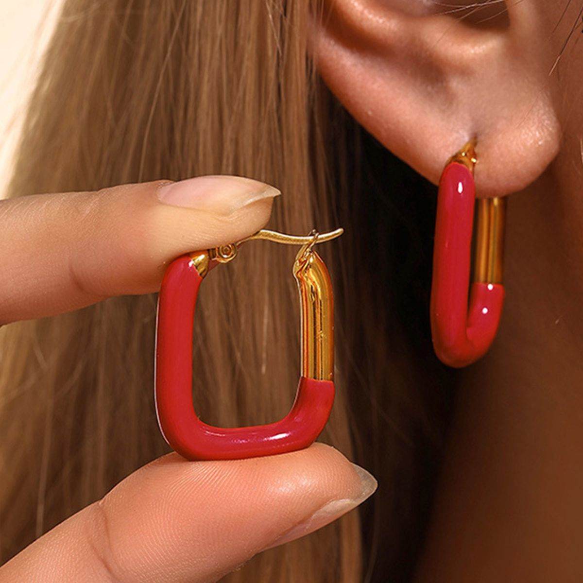 Stainless Steel Drip Oil Contrast Earring - Delanoir