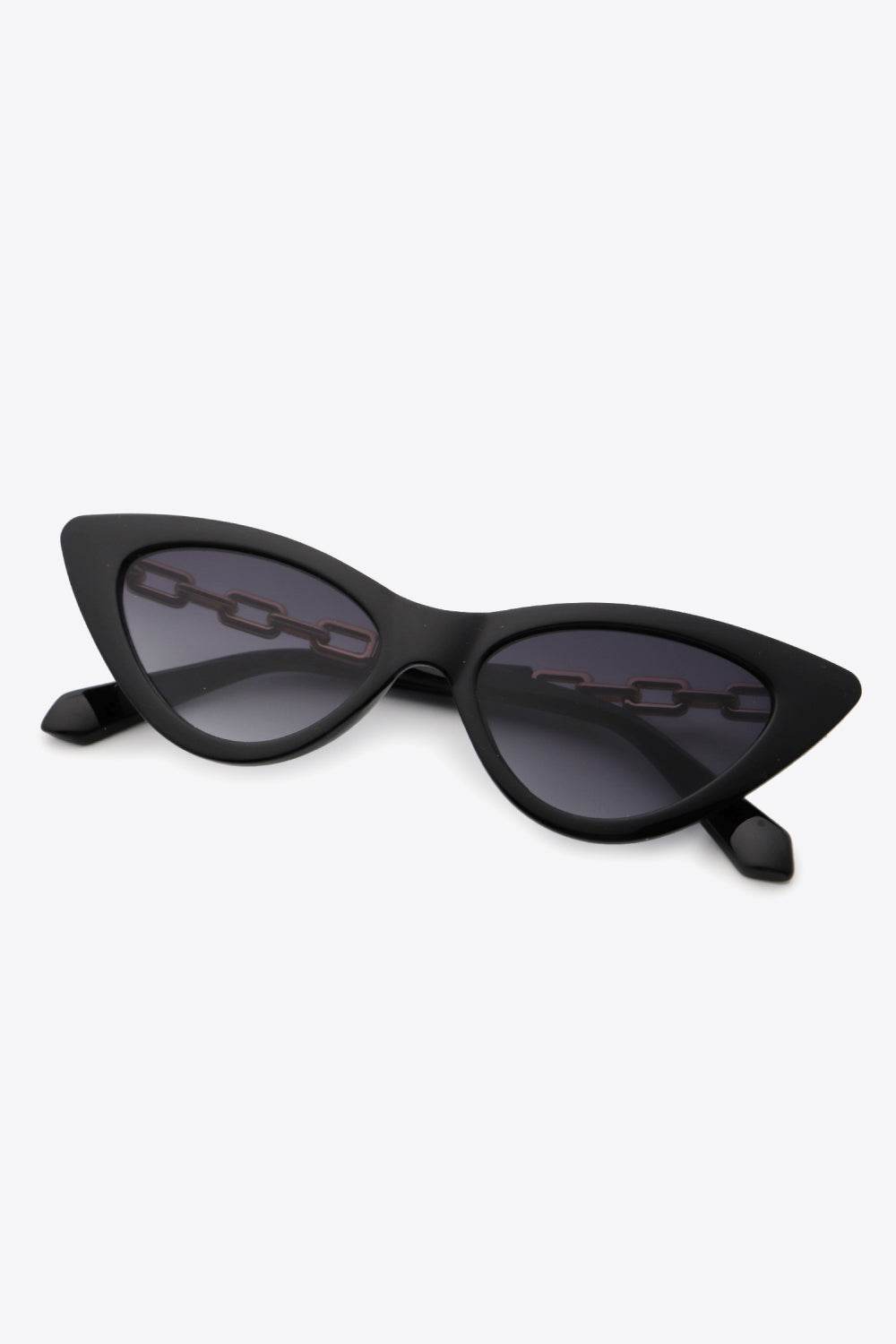 Chain Detail Cat-Eye Sunglasses - Delanoir