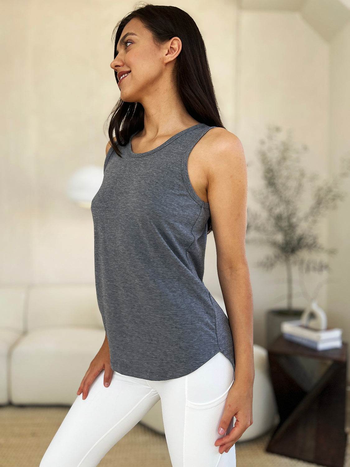 Basic Bae Full Size Round Neck Curved Hem Tank - Delanoir