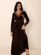 Lace Detail V-Neck Long Sleeve Maxi Dress - Delanoir