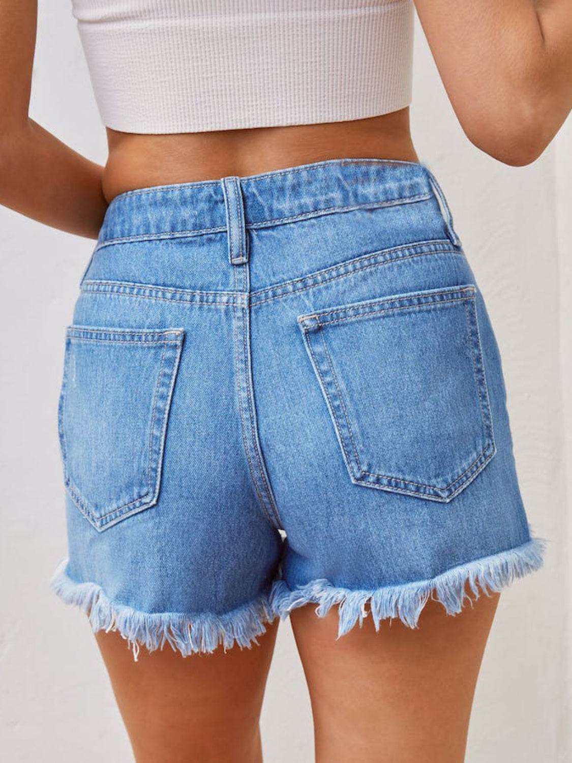 Distressed Raw Hem Denim Shorts - Delanoir