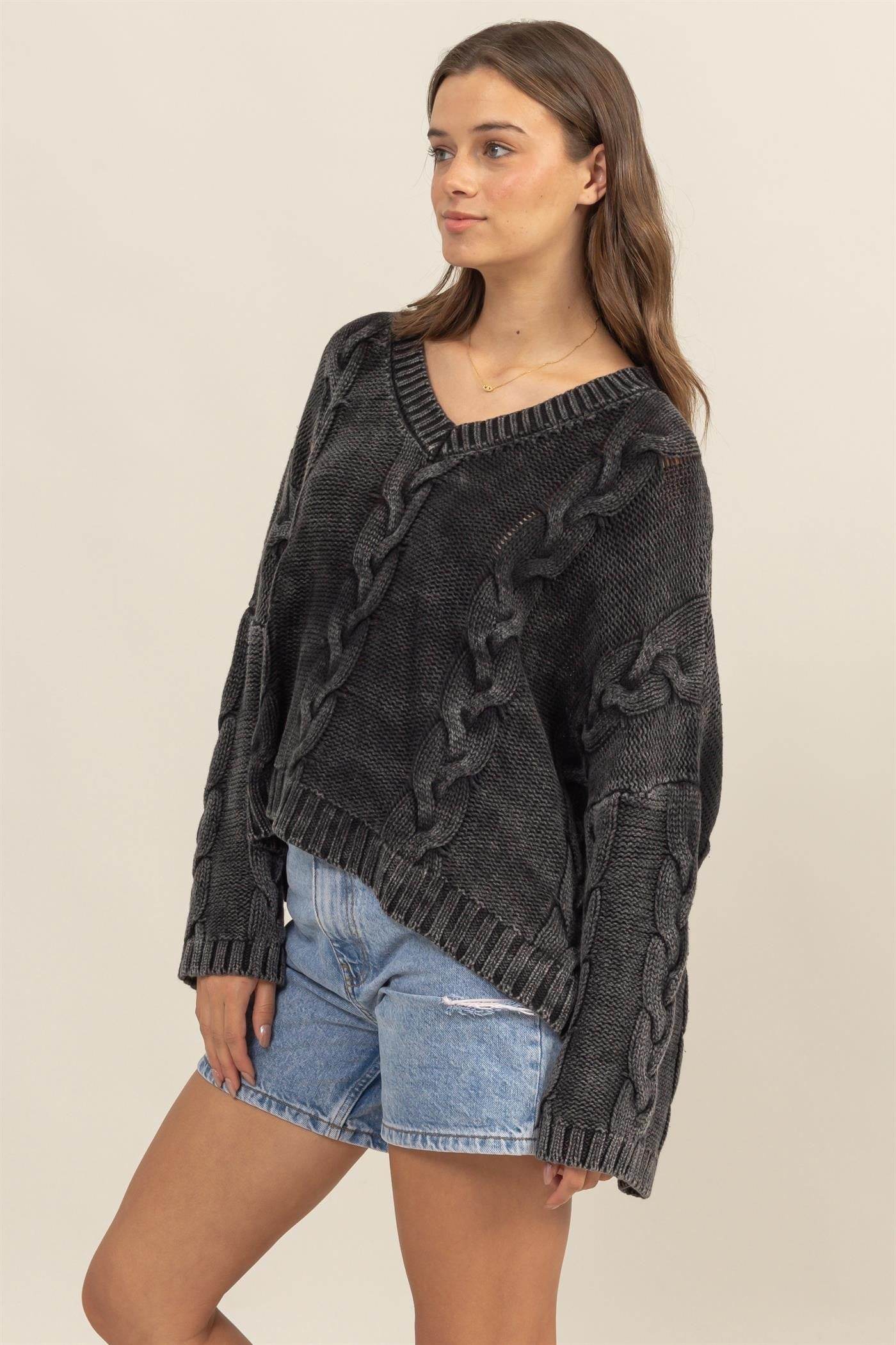 HYFVE Cable Knit V-Neck Dropped Shoulder Oversized Sweater - Delanoir