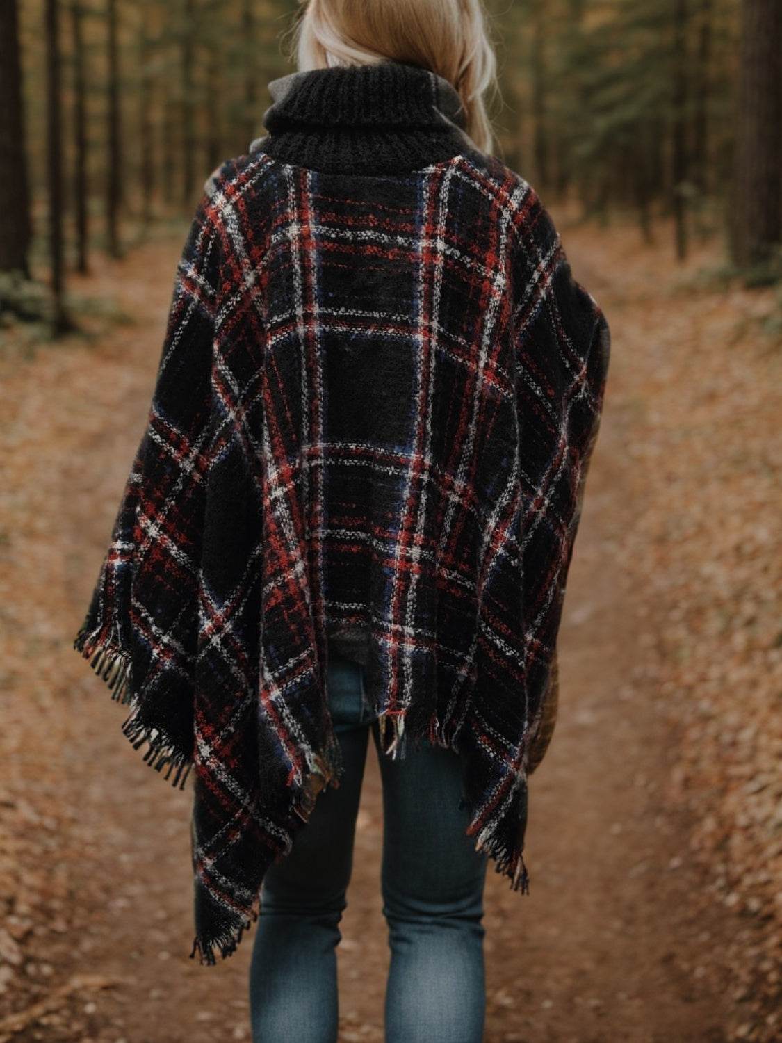 Shiny Turtleneck Plaid Raw Hem Sweater - Delanoir