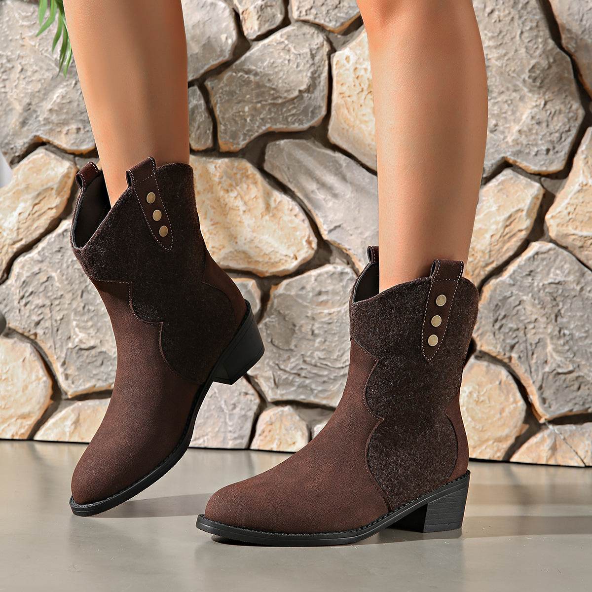 Suede Point Toe Block Heel Boots - Delanoir