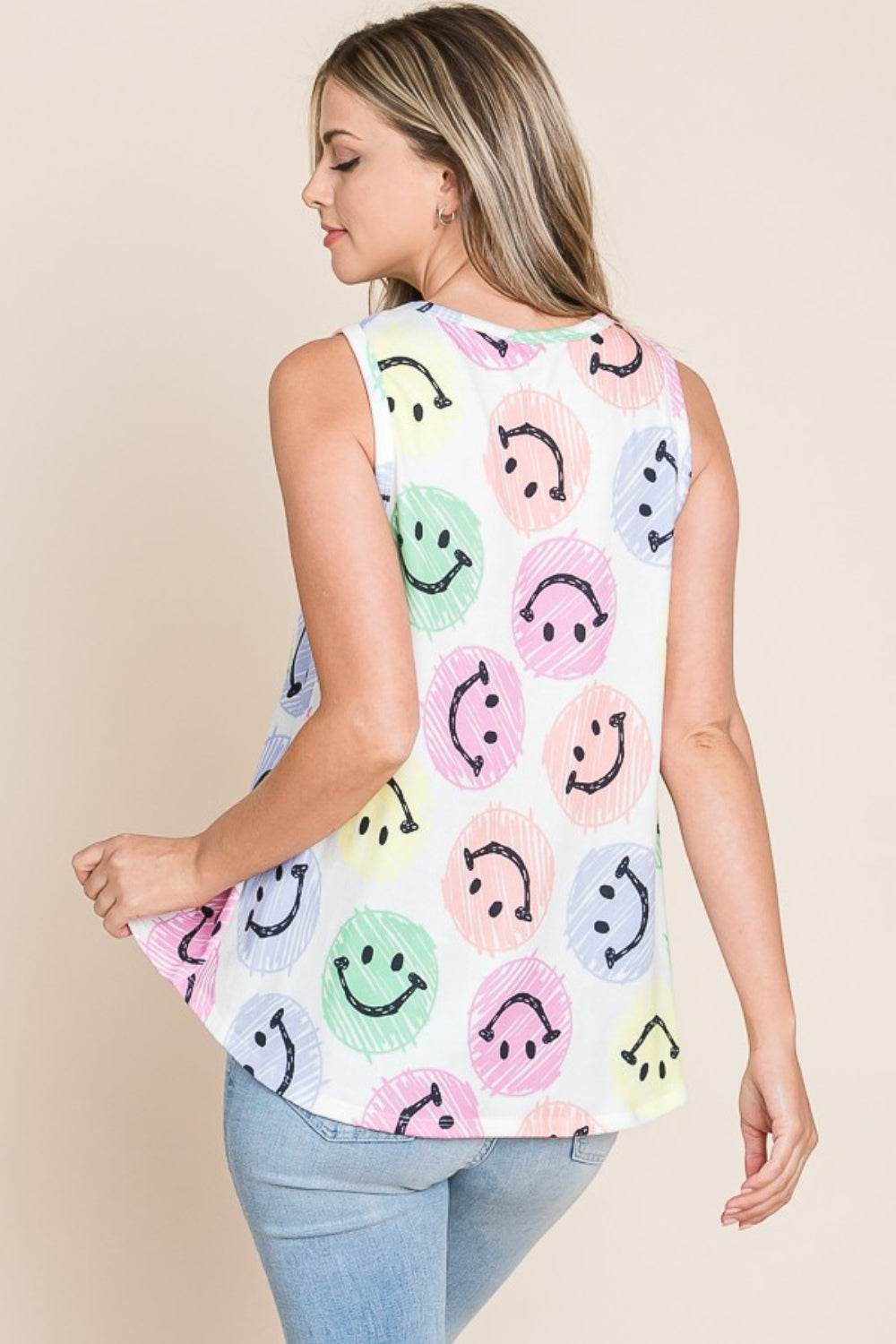 BOMBOM Smiley Face Round Neck Tank - Delanoir