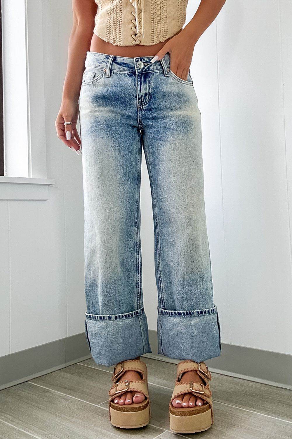 Washed Wide Leg Jeans with Pockets - Delanoir