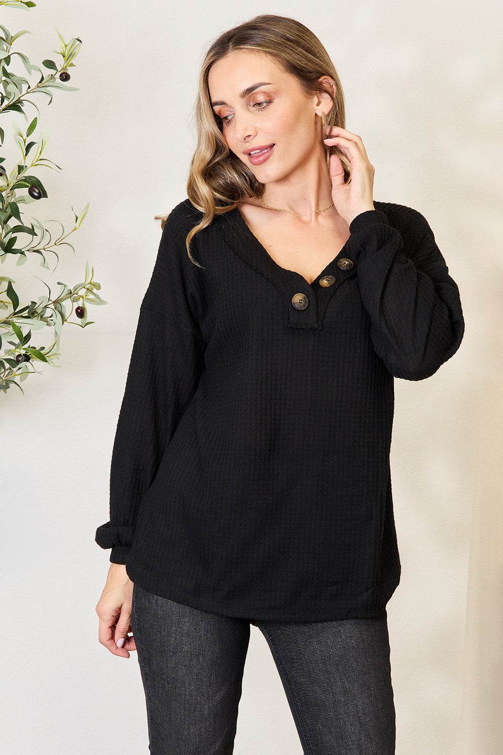 Zenana Buttoned Long Sleeve Blouse - Delanoir