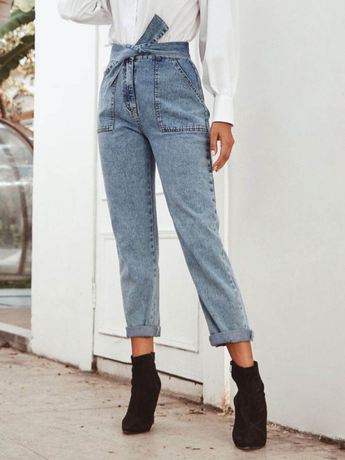 Tied Straight Leg Jeans with Pockets - Delanoir
