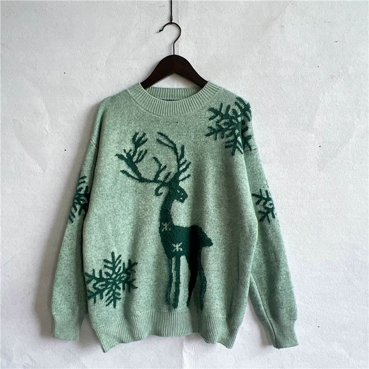 Reindeer and Snowflake Pattern Sweater - Delanoir
