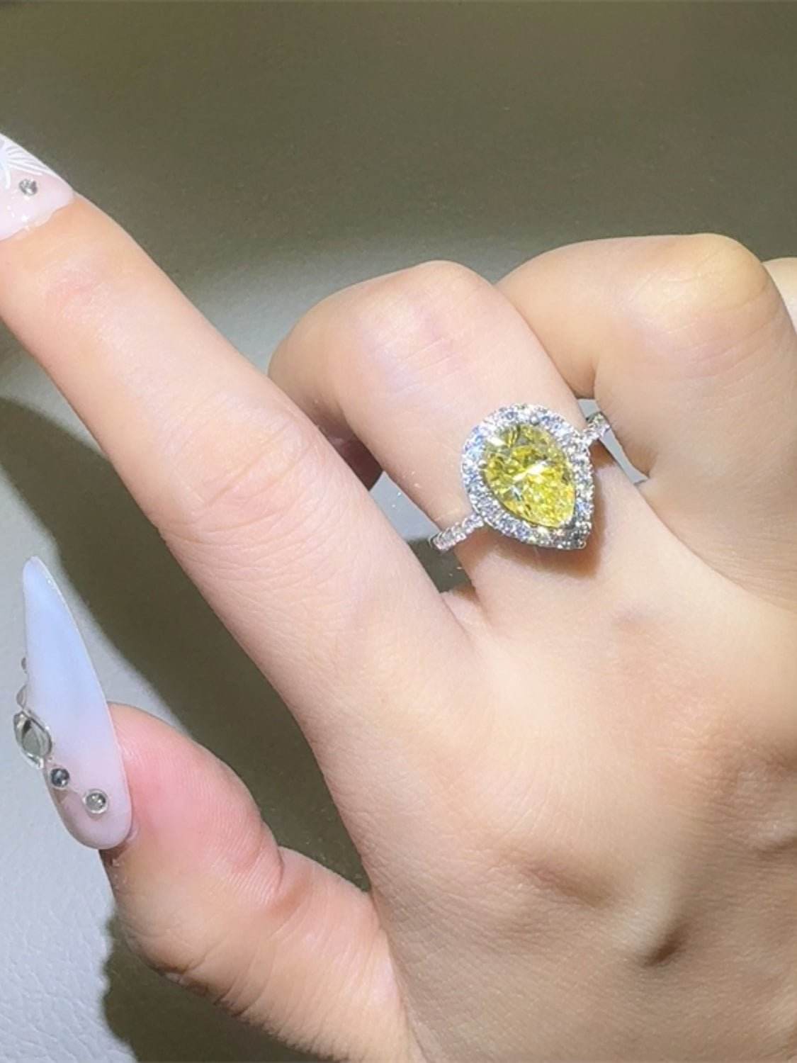2 Carat Moissanite 925 Sterling Silver Teardrop Shape Ring - Delanoir
