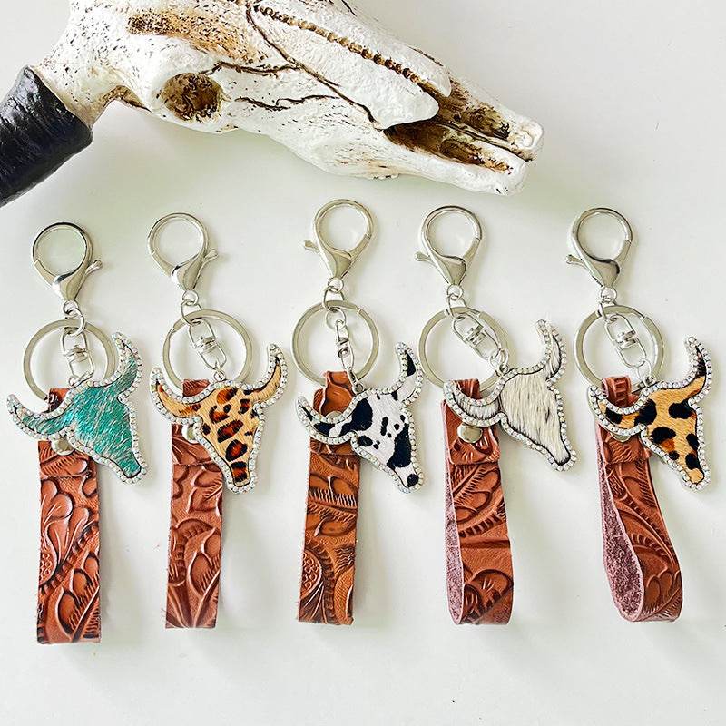 Rhinestone Bull Keychain - Delanoir