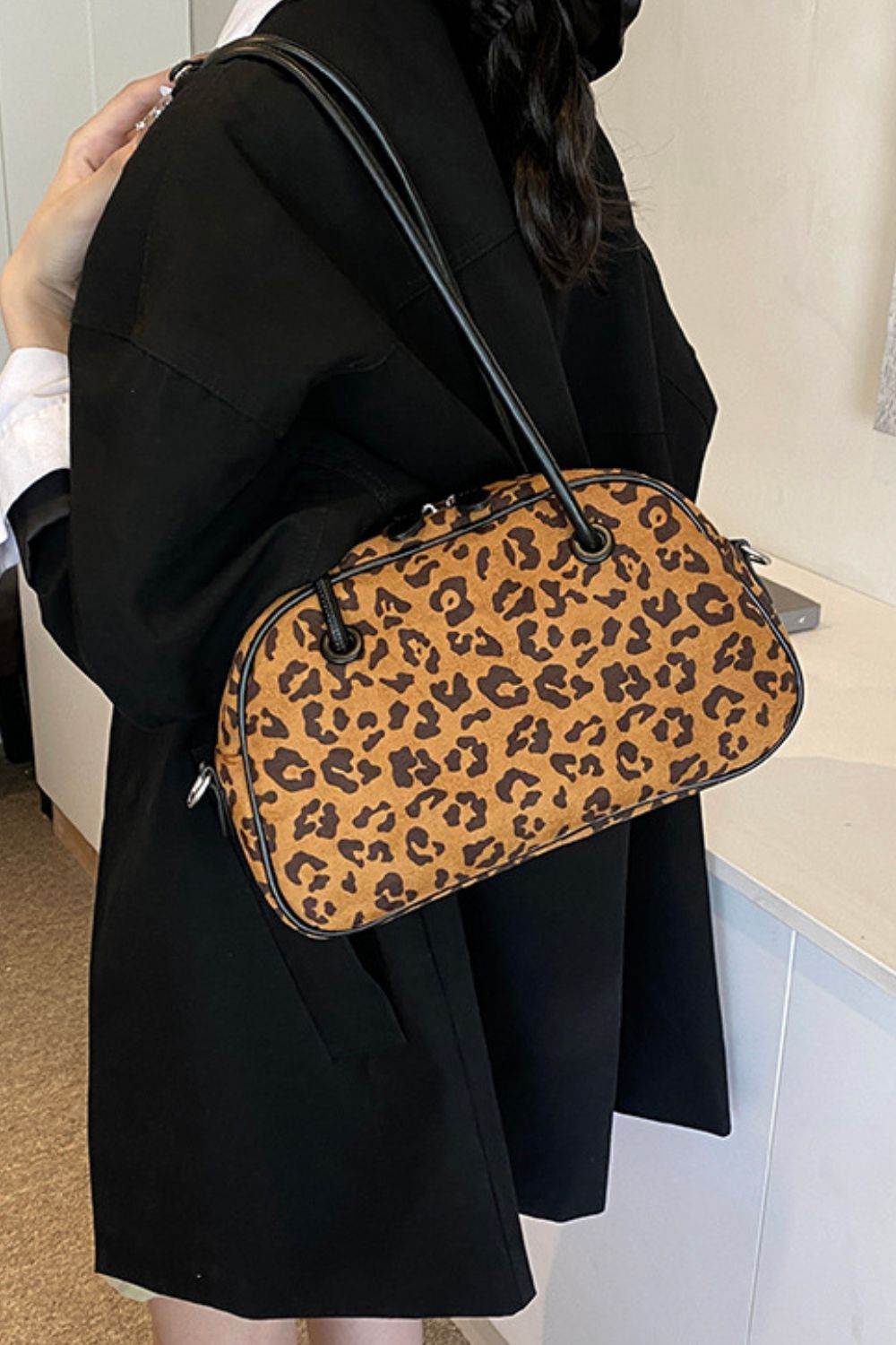 Leopard Suede Medium Shoulder Bag - Delanoir