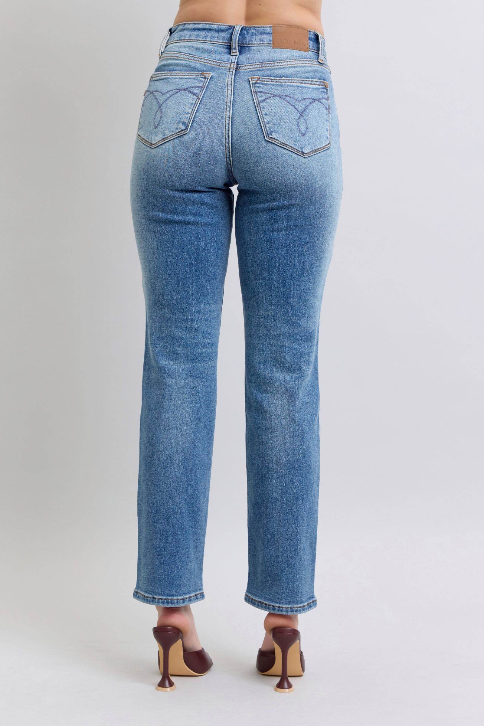 Judy Blue Full Size Run Vintage Wash Thermal Straight Jeans - Delanoir