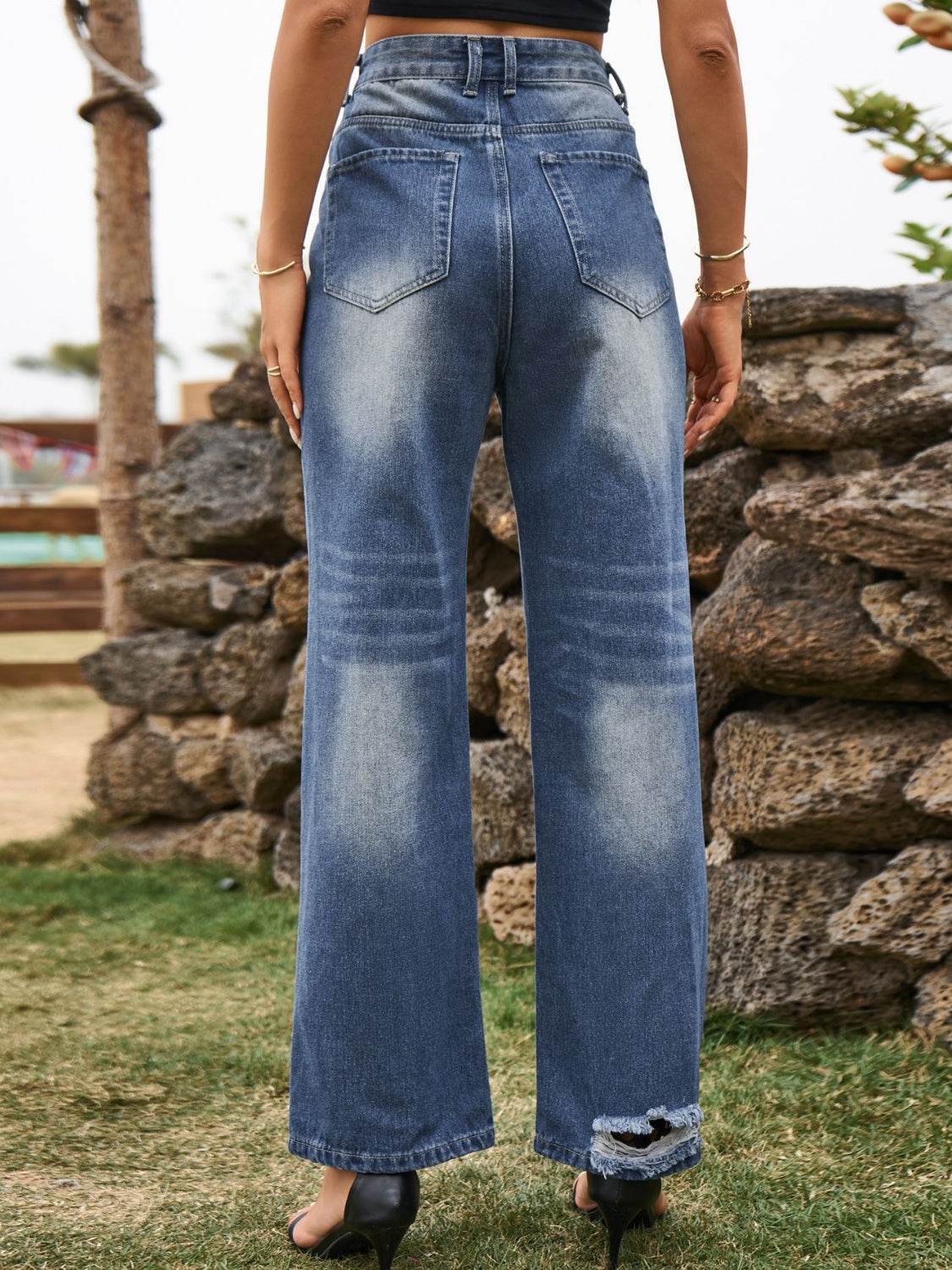 Distressed Jeans with Pockets - Delanoir