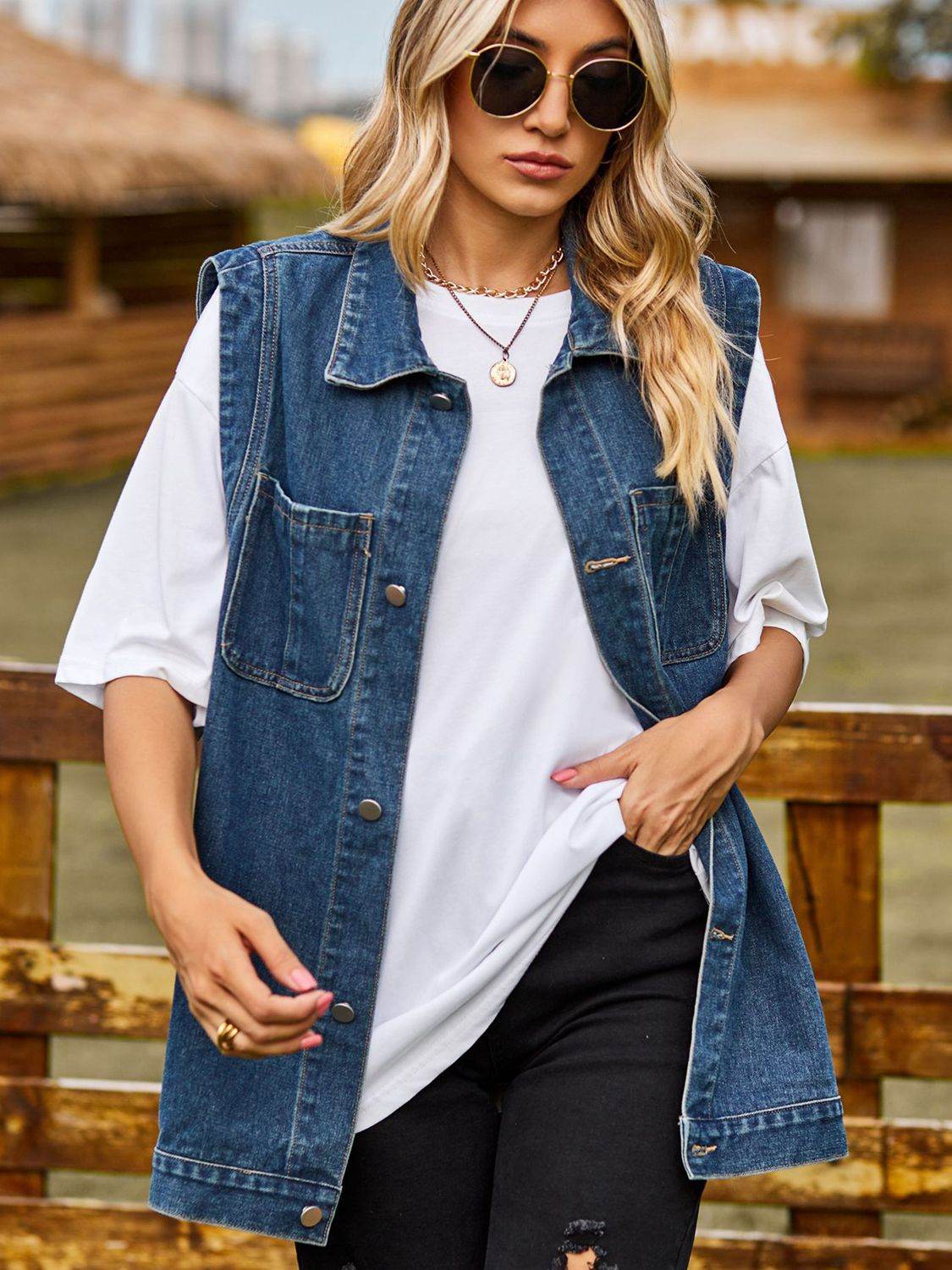 Button Down Denim Vest - Delanoir