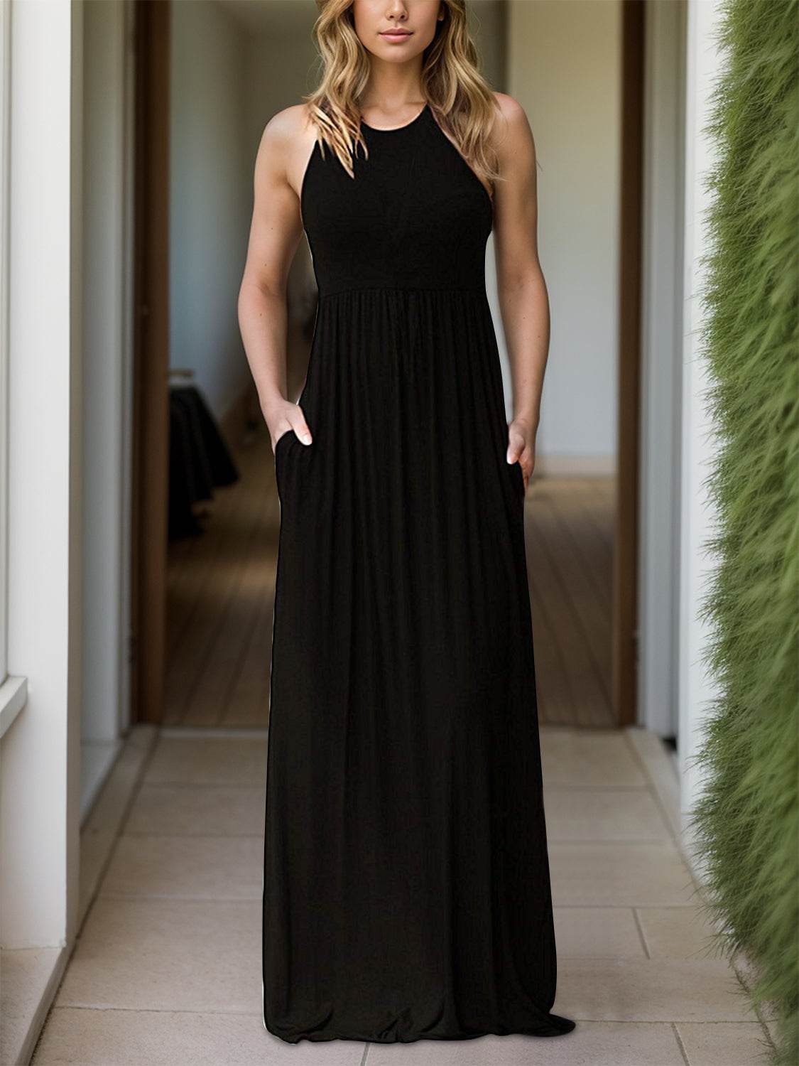Pocketed Round Neck Sleeveless Dress - Delanoir