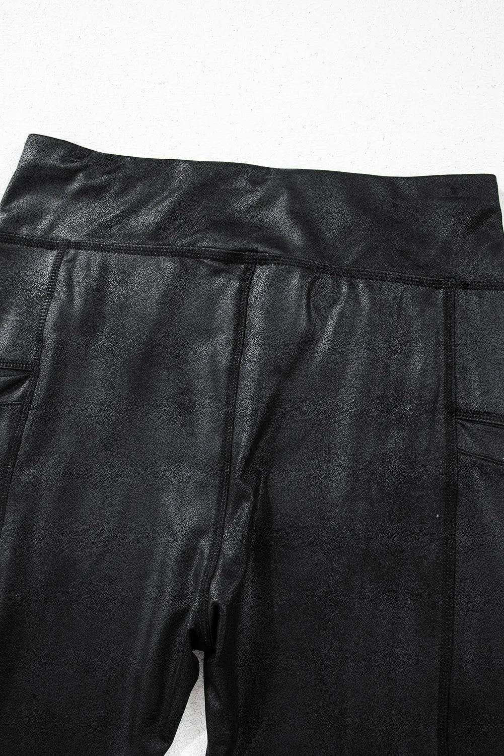 Pocketed V-Cut Waist Leggings - Delanoir