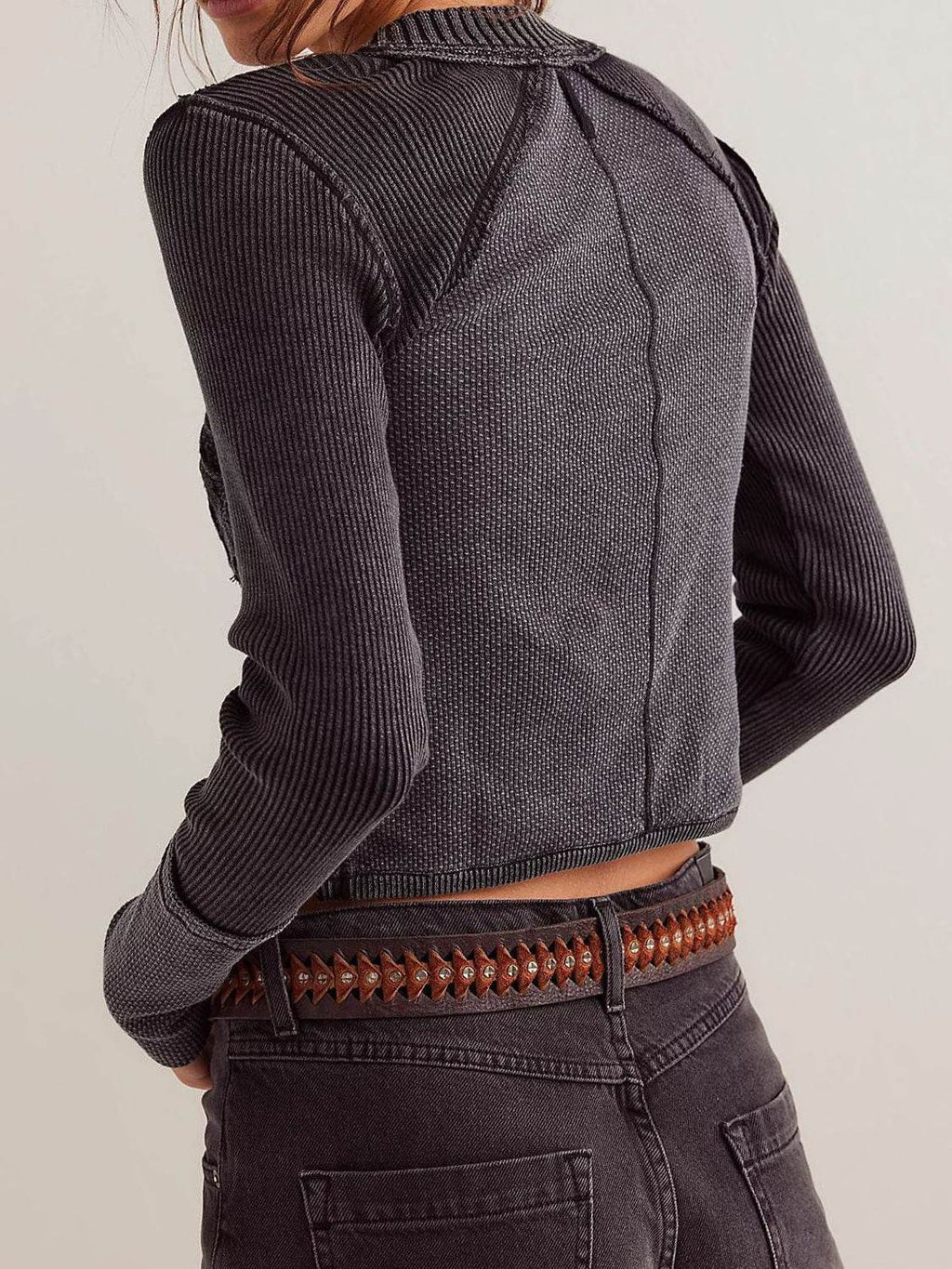 V-Neck Button Up Cropped Cardigan - Delanoir