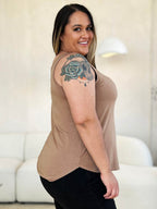 Basic Bae Full Size Round Neck Curved Hem Tank - Delanoir