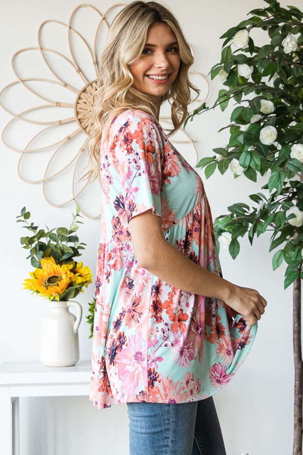 Heimish Full Size Floral V-Neck Short Sleeve Babydoll Blouse - Delanoir