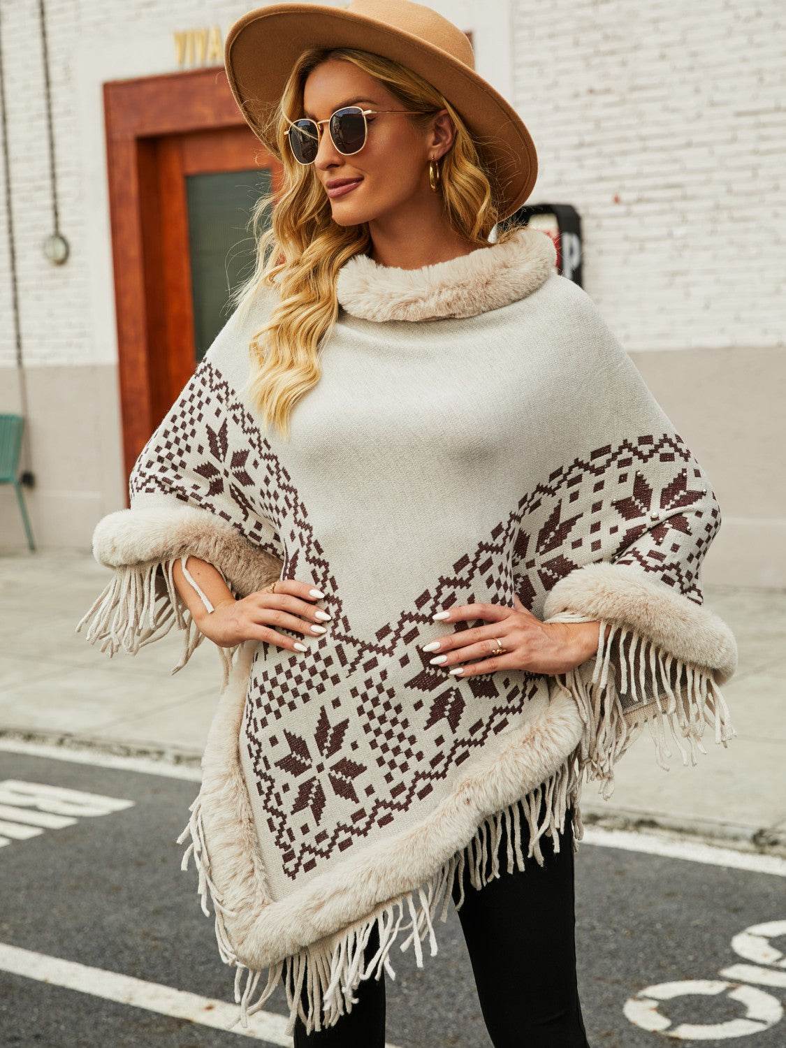 Fringe Geometric Cape Sleeve Poncho - Delanoir