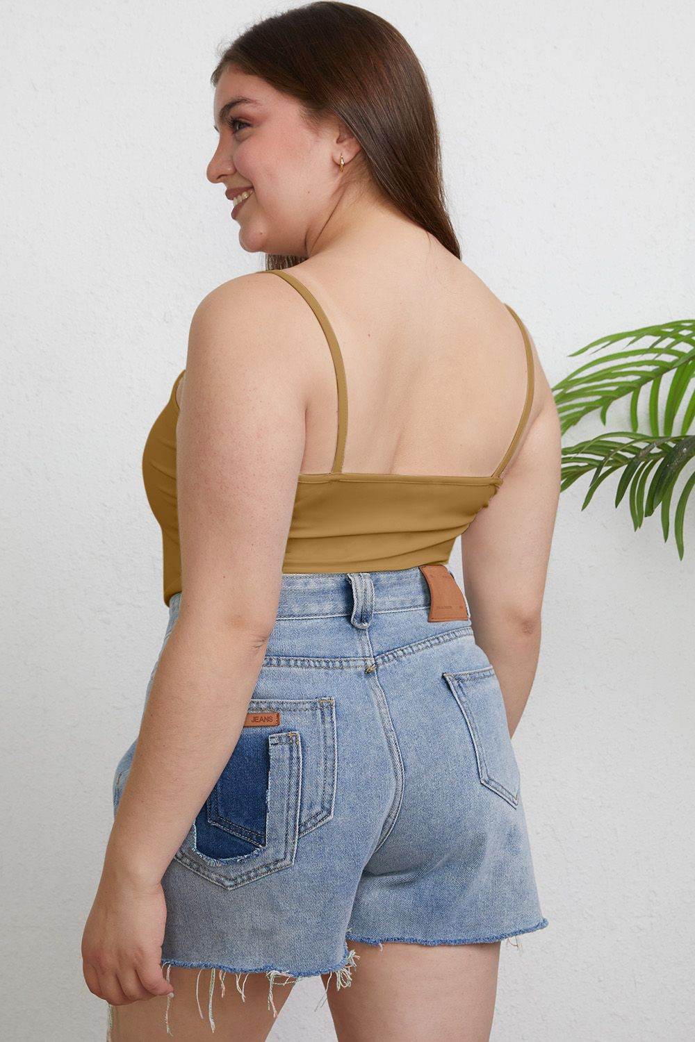 Basic Bae Full Size Round Neck Slim Cami - Delanoir