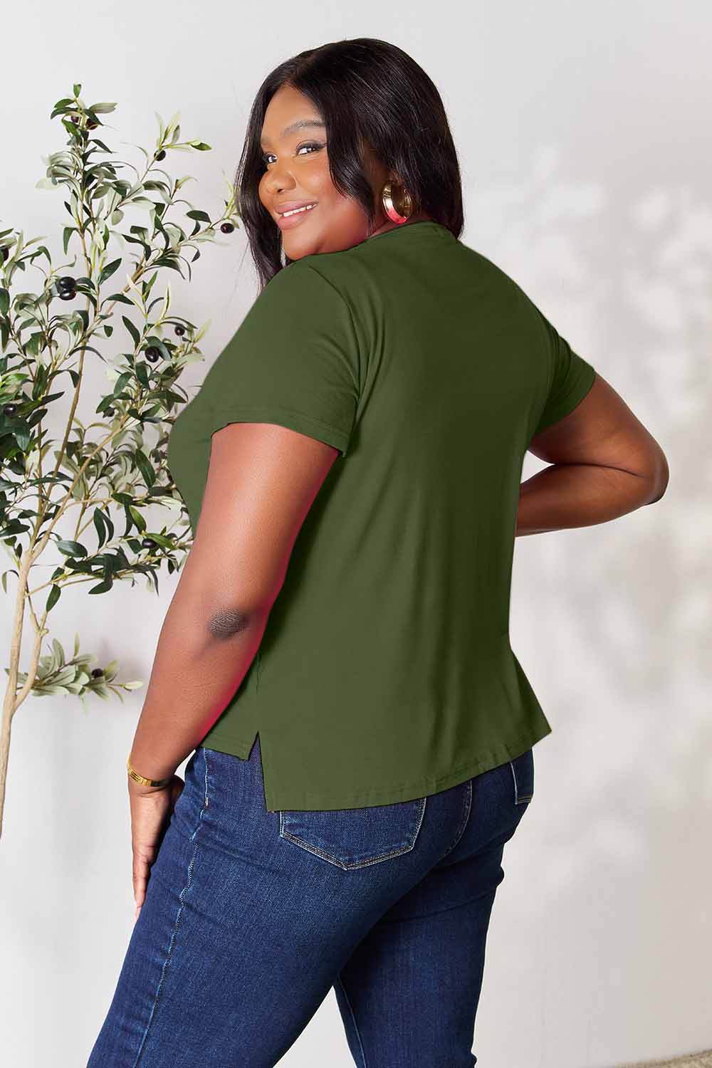Basic Bae Full Size Round Neck Short Sleeve T-Shirt - Delanoir