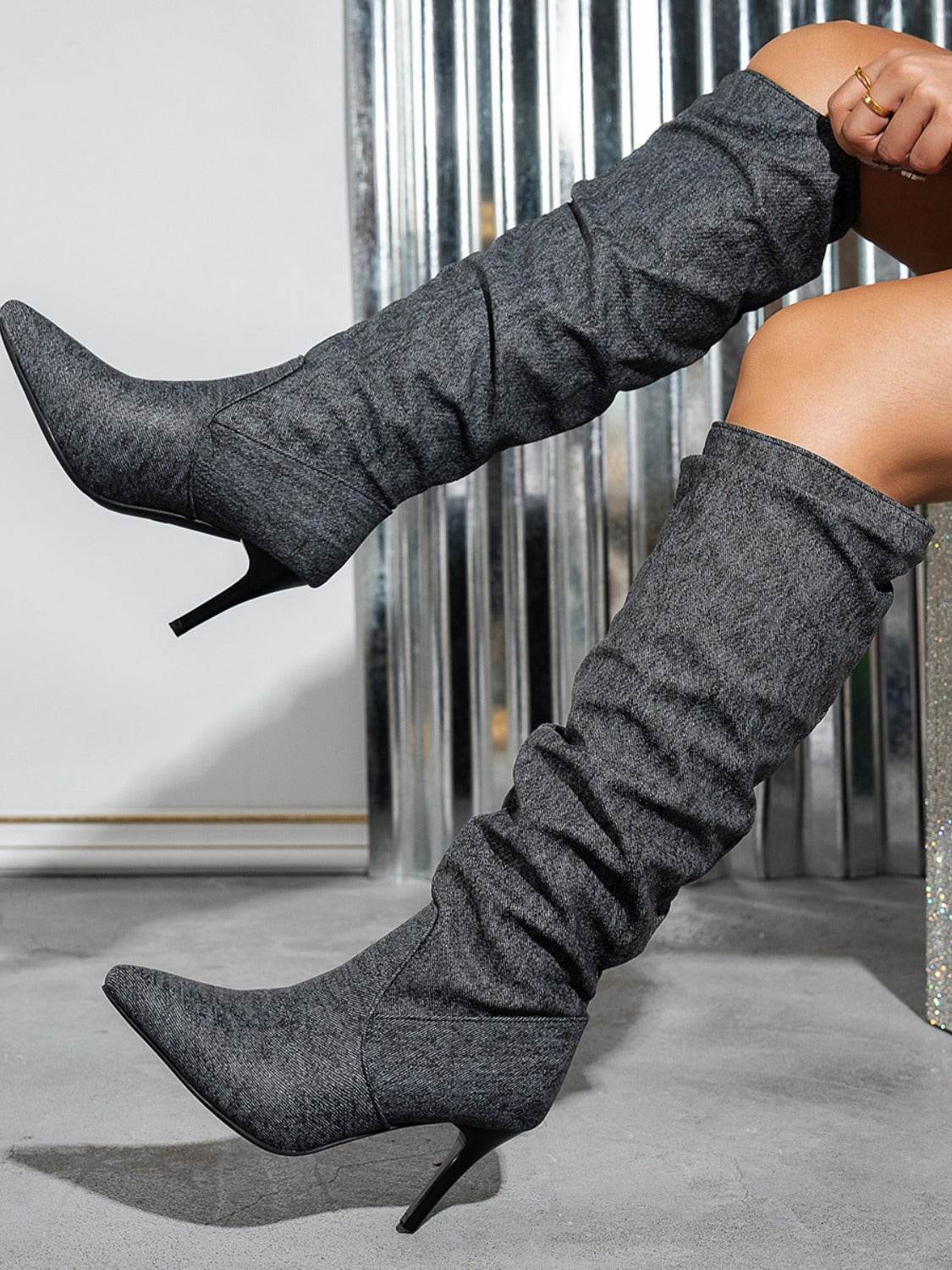 Point Toe Stiletto Boots - Delanoir