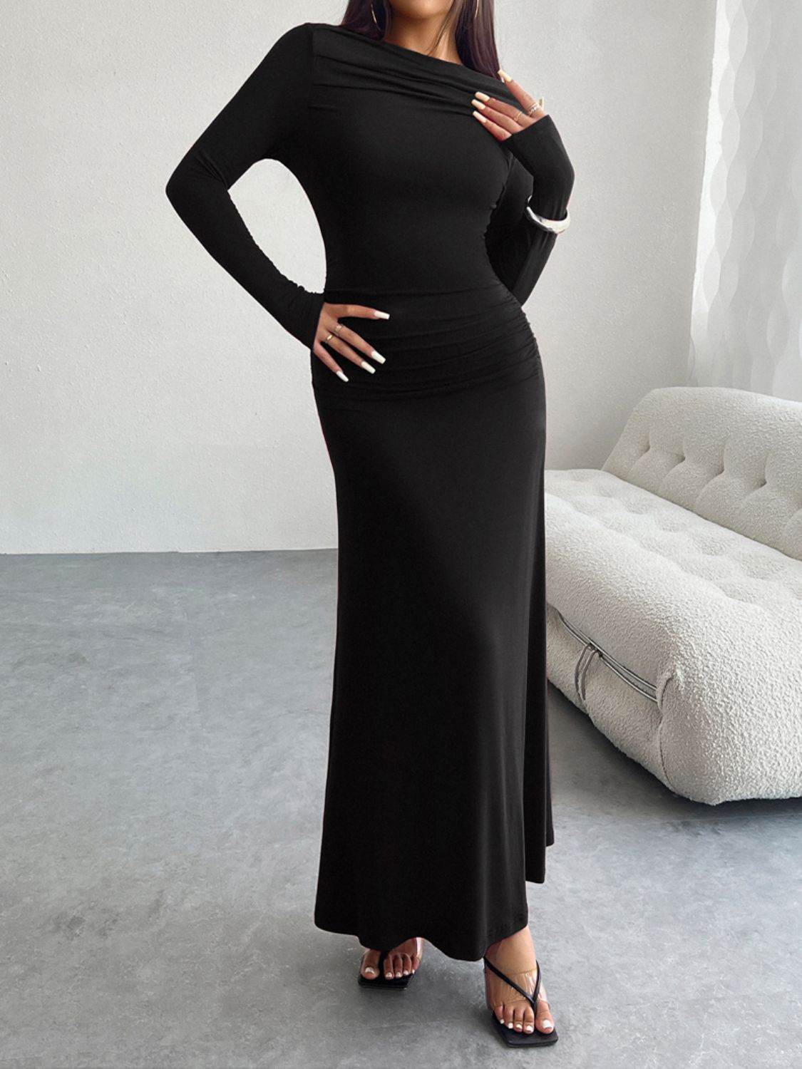 Devine Ruched Long Sleeve Maxi Dress - Delanoir