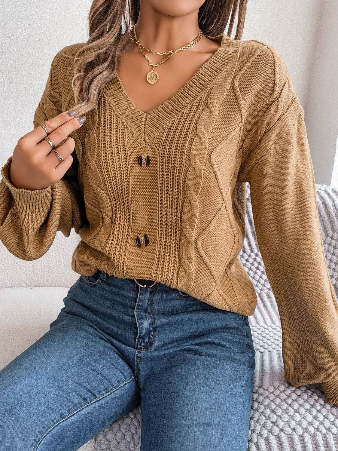 Cable-Knit Buttoned V-Neck Sweater - Delanoir