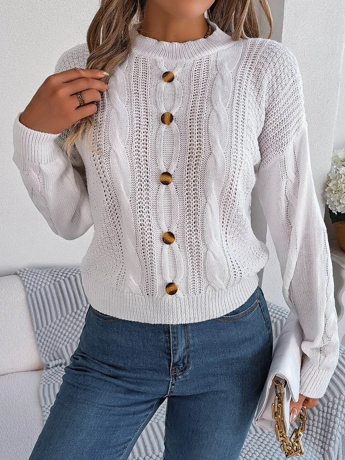 Cable-Knit Buttoned Round Neck Sweater - Delanoir