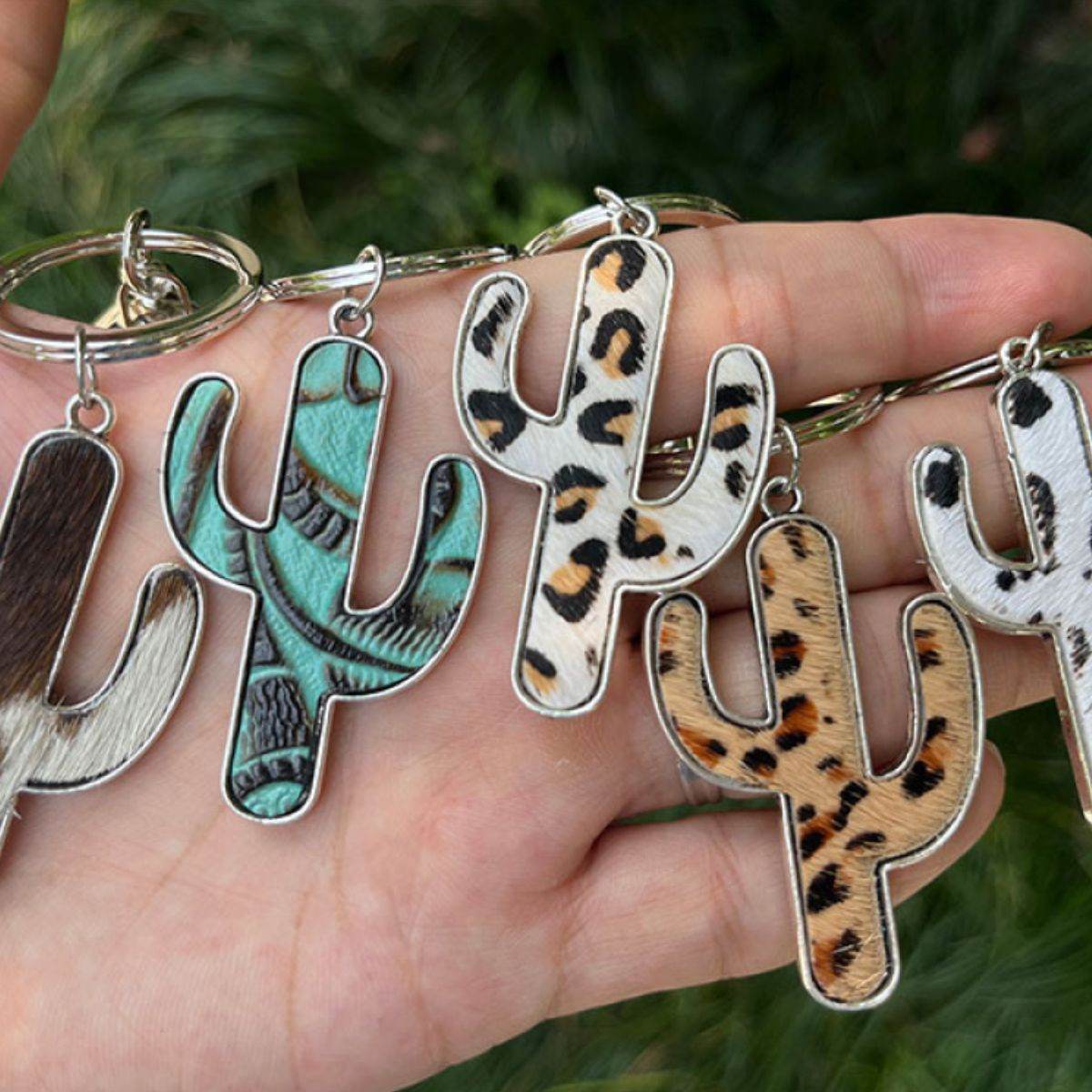 Cactus Shape Key Chain - Delanoir