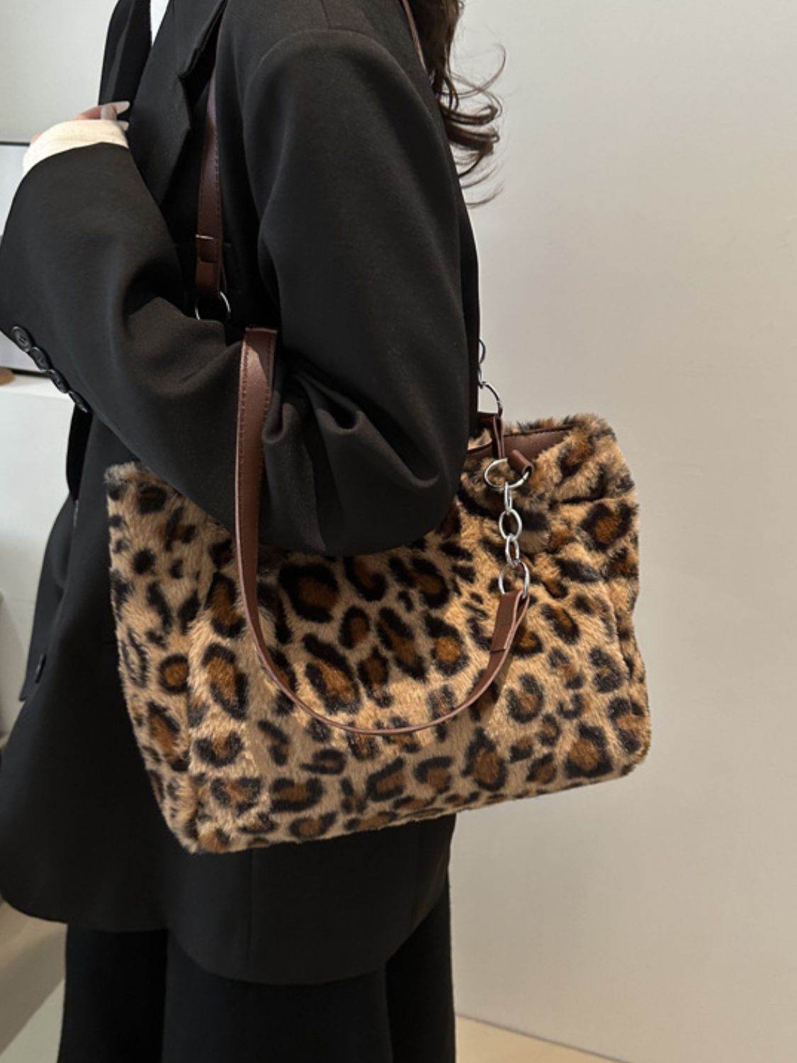 Faux Fur Leopard Shoulder Bag - Delanoir