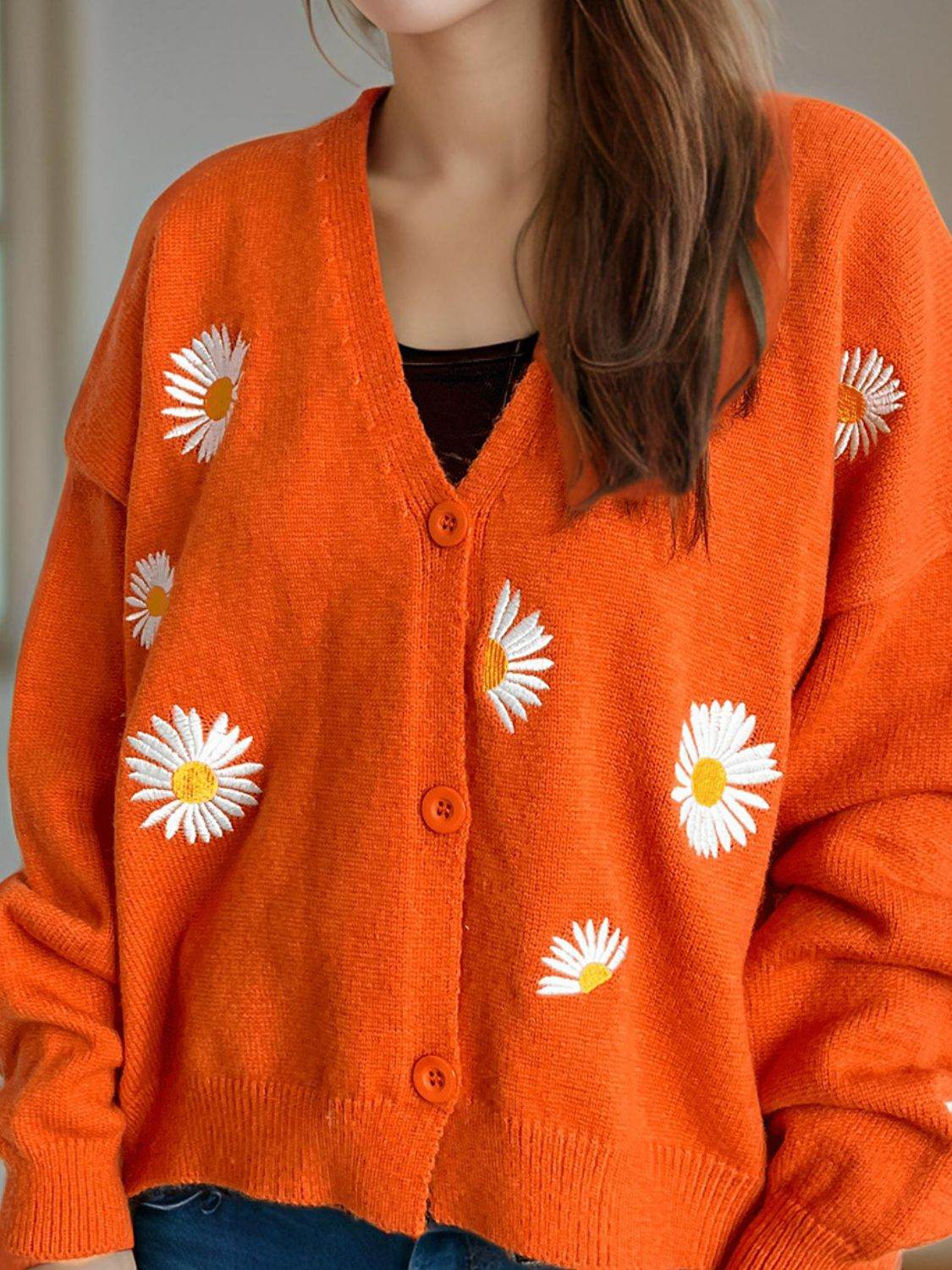 Daisy Button Up V-Neck Cardigan - Delanoir