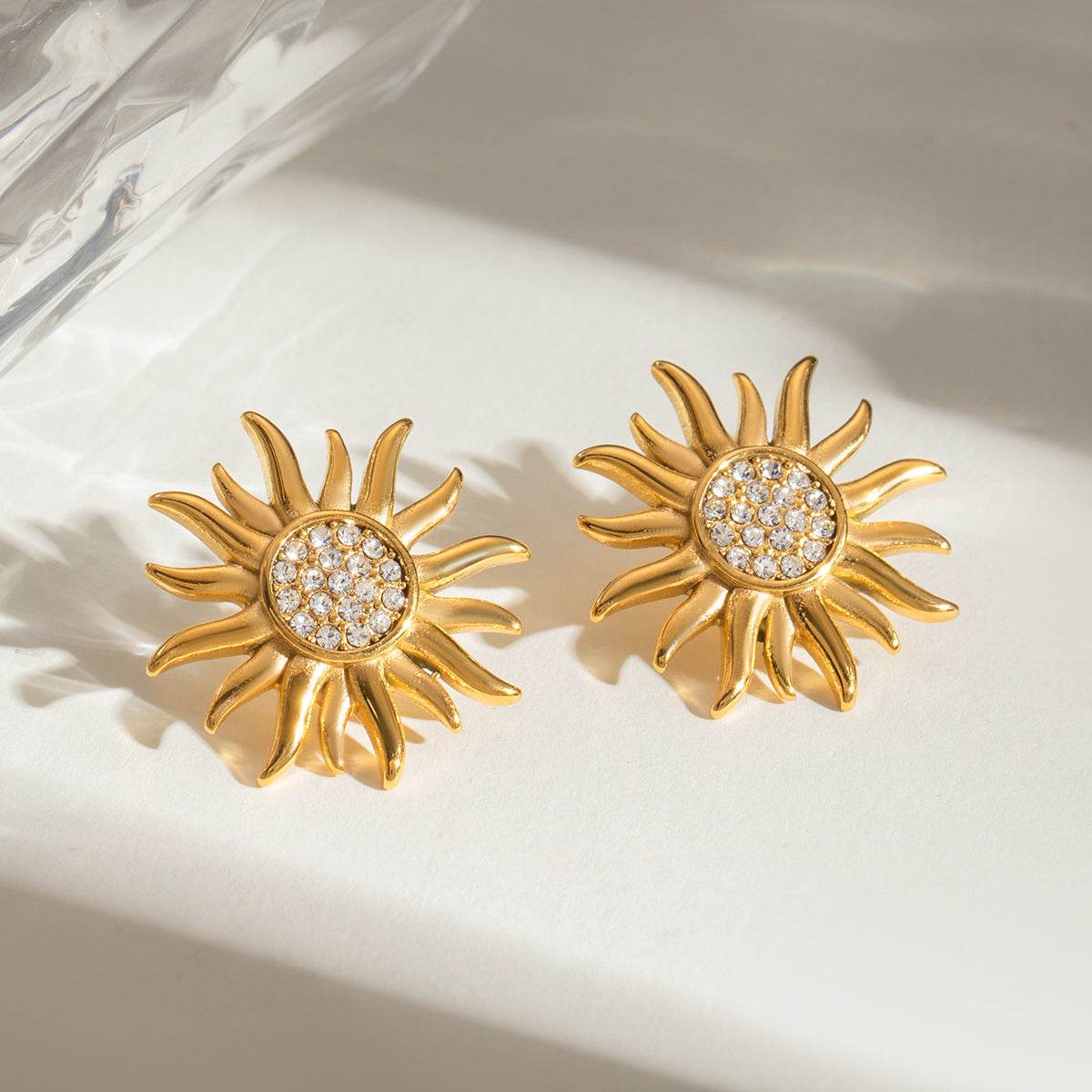 Stainless Steel Inlaid Rhinestone Sun Shape Stud Earrings - Delanoir