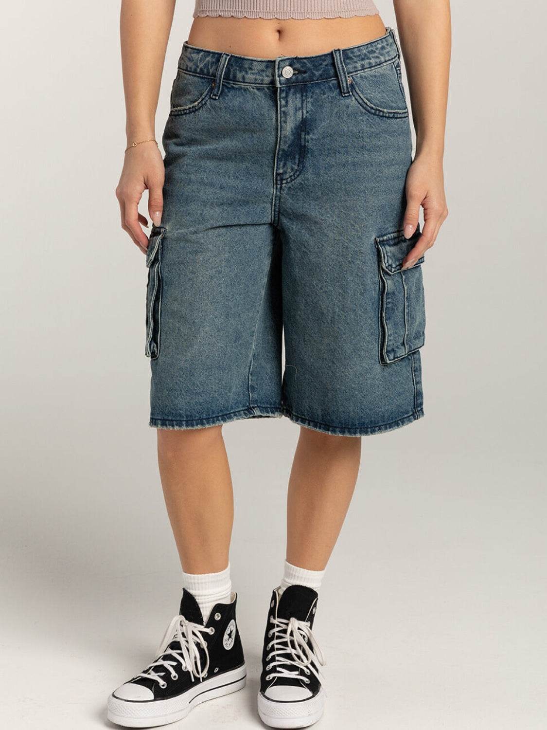 Mid-Rise Waist Denim Shorts with Pockets - Delanoir