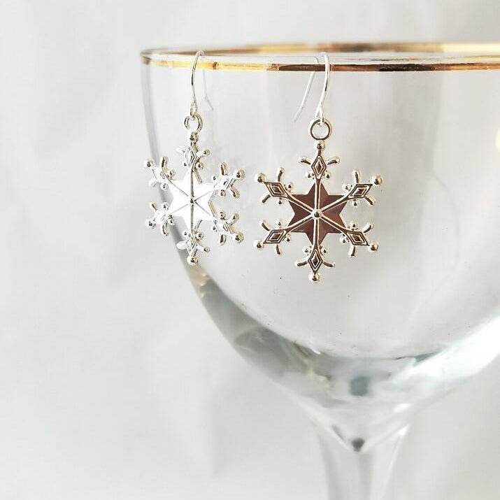 Silver-Plated Snowflakes Earrings - Delanoir