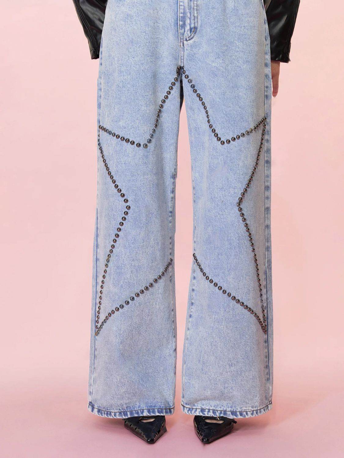 Studded Star Straight Jeans with Pockets - Delanoir