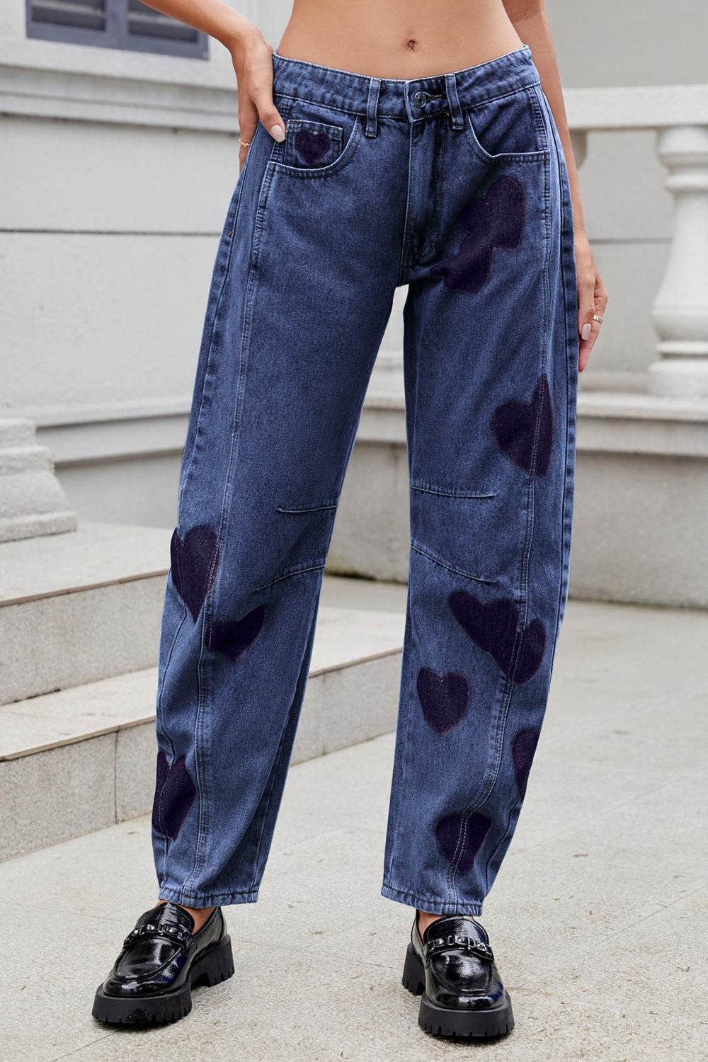 Heart Mid Rise Jeans with Pockets - Delanoir