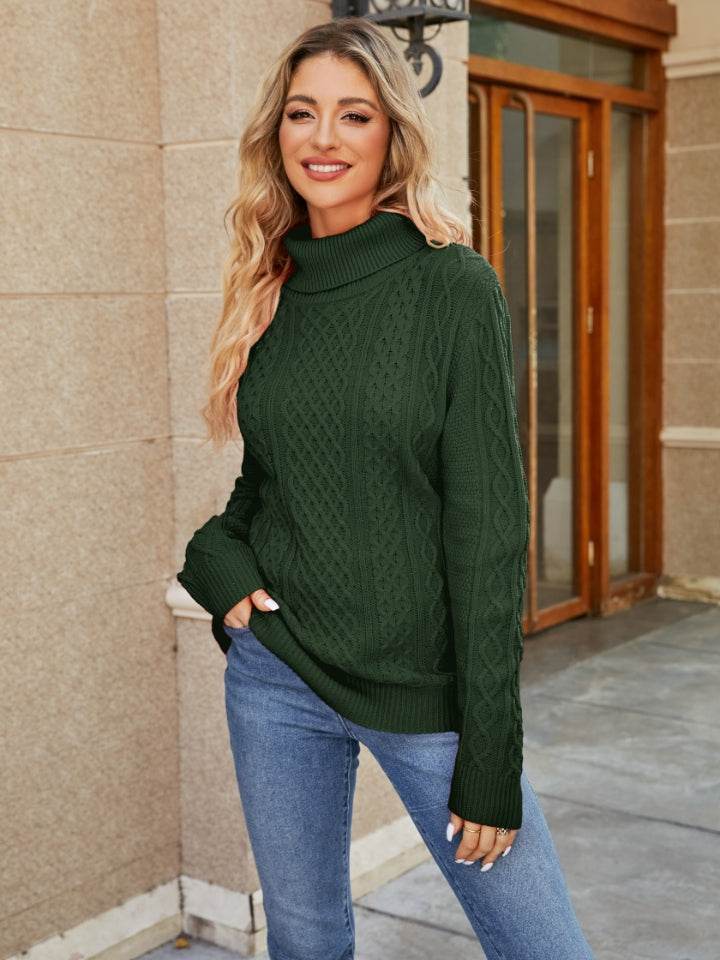 Cable-Knit Mock Neck Sweater - Delanoir