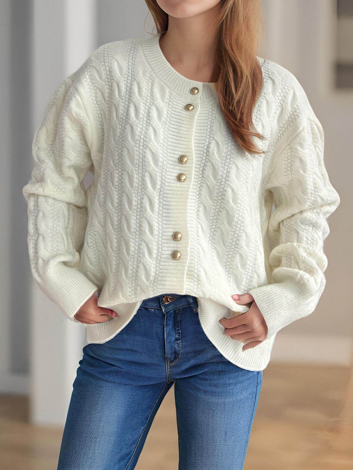 Cable-Knit Round Neck Long Sleeve Cardigan - Delanoir