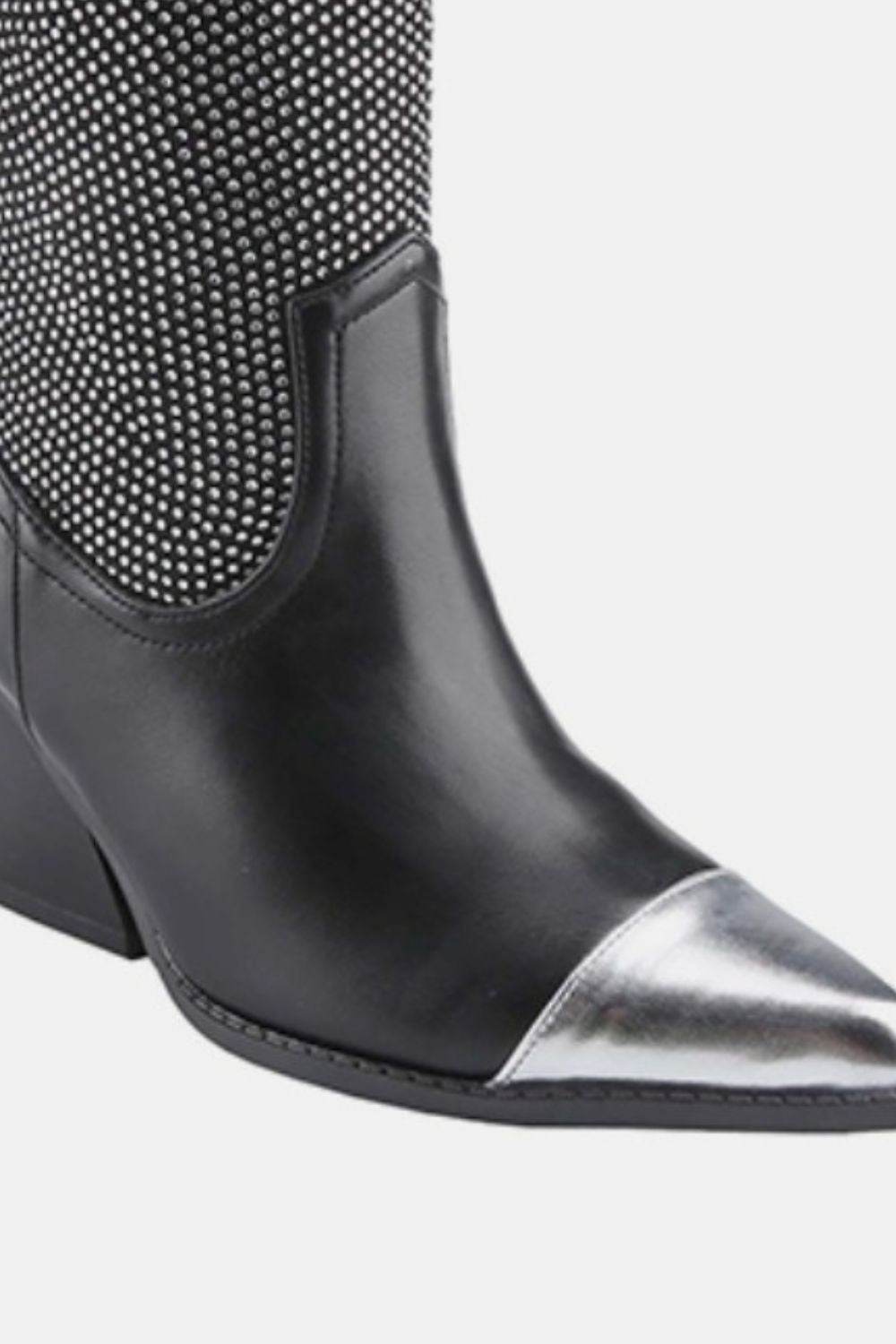 Weeboo Chunky Heel Rhinestone Western Cowboy Boots - Delanoir