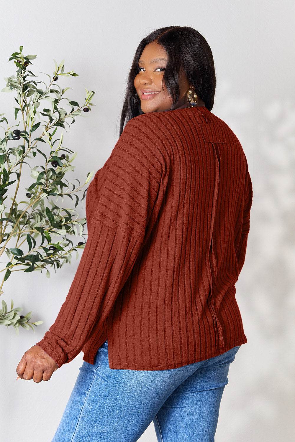 Basic Bae Full Size Ribbed Round Neck Slit Knit Top - Delanoir