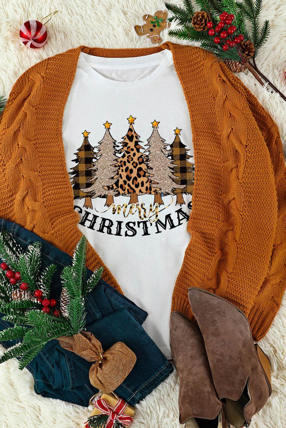 MERRY CHRISTMAS Graphic T-Shirt - Delanoir